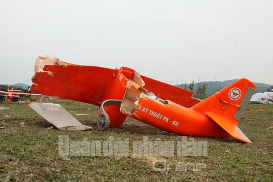 Một trong những mục tiêu bị pháo phòng không tiêu diệt trong đợt diễn tập, bắn đạn thật lần này.