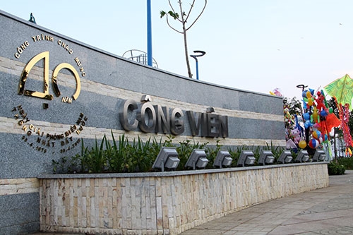 Công viên này là cũng là công trình chào mừng 40 năm Ngày Giải phóng hoàn toàn miền Nam, thống nhất đất nước.