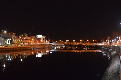 Cầu Phạm Văn Chí...