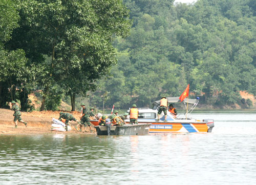 Trình diễn cứu hộ, cứu nạn: Nhanh, chính xác và hiệu quả cao