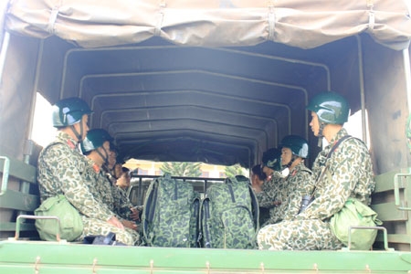 Nhận được tin báo và sau lên phương án tác chiến, đội chống khủng bố Lữ đoàn 198 nhanh chóng lên đường làm nhiệm vụ.