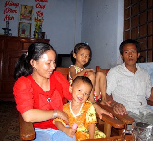 Cùng gia đính hạnh phúc sau bữa cơm tối.