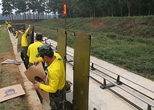 Các chiến sĩ báo bia cũng được tập huấn chu đáo, đảm bảo cho việc thực hiện nhiệm vụ.