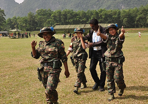 Kẻ cười - người khóc...