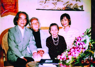 Cụ Vũ Đình Hòe và người bạn vong niên