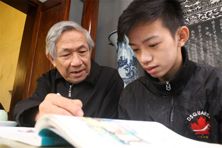 NHÂN RỘNG NHỮNG TẤM GƯƠNG “TRỒNG NGƯỜI”