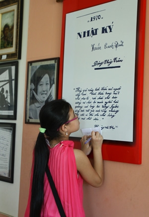 Khu bệnh xá không chỉ là nơi khám chữa bệnh mà còn là điểm tham quan, giúp thế hệ trẻ hiểu hơn về truyền thống anh hùng, bất khuất của dân tộc