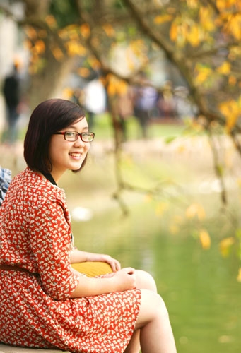 Lưu lại thời khắc “mùa thu châu Âu” giữa lòng Hà Nội