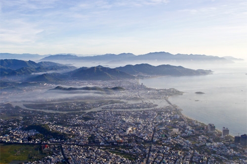 Một góc thành phố Nha Trang nhìn từ trên cao