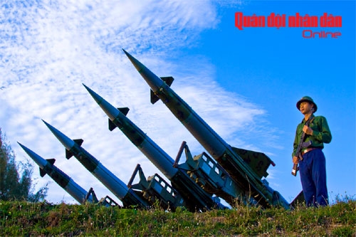 Chiến sỹ tên lửa trong phiên gác