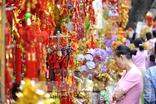 Giờ phút thảnh thơi để mọi người đi ngắm nghía và sắm về những món đồ trang trí nhà cửa