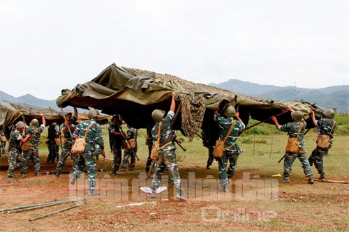 Huấn luyện dựng nhà bạt cơ động