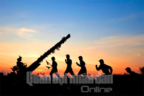 Về vị trí chiến đấu trước bình minh