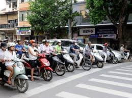 SIẾT CHẶT KỶ LUẬT GIAO THÔNG