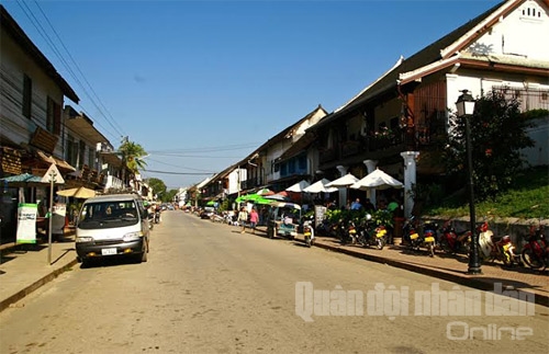 Một góc phố với những ngôi nhà có kiến trúc châu Âu.