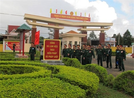 Commando Corps opens competition on green barracks