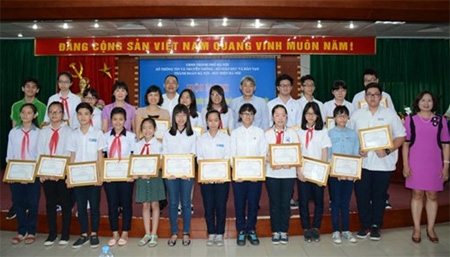 Winners of 45th UPU letter writing contest awarded certificates