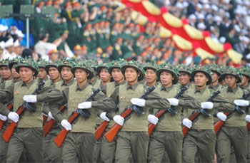 Dien Bien Phu Victory solemnly celebrated in Dien Bien Phu city 