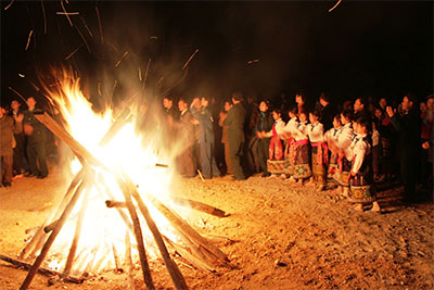 Cheo leo Huồi Cáng...