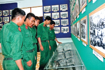 Từ cuốn cẩm nang “vàng” trên lớp...