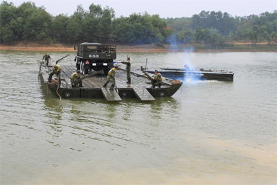 Buổi ra sông cùng Tiểu đoàn 27