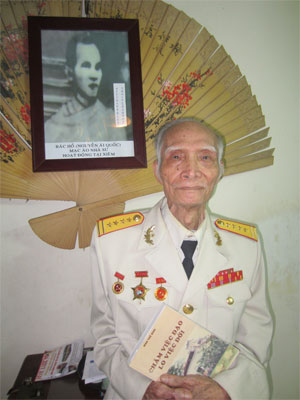 Từ nhà sư trở thành chính ủy trung đoàn