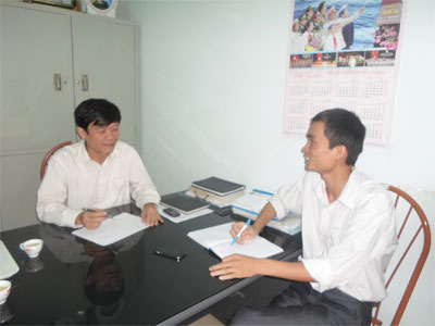 13 lần được tặng danh hiệu Dũng sĩ bắn máy bay Mỹ