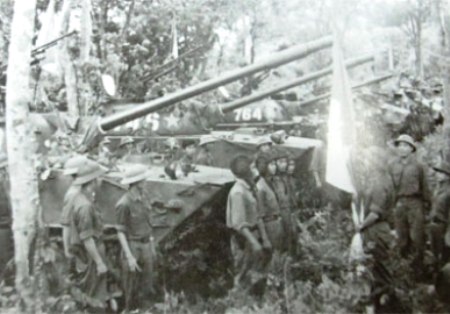 Tư lệnh Nguyễn Hữu An và nước mắt trước dinh Độc Lập