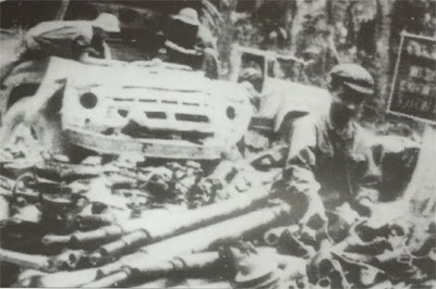 Đêm Ba mươi xuất kích