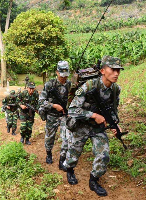 Hai bên tiến hành nội dung tuần tra theo kế hoạch.