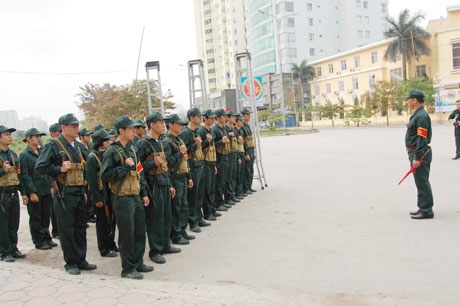 Giao nhiệm vụ trước giờ xuất kích.