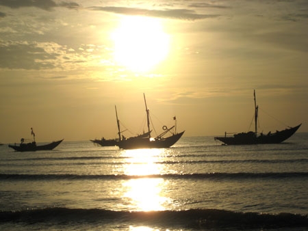 Bình minh đang lên…