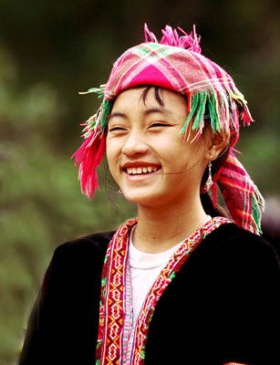 Nụ cười của em gái Lý A Dềnh (dân tộc Mông) ở Nậm Ban-Sìn Hồ-Lai Châu