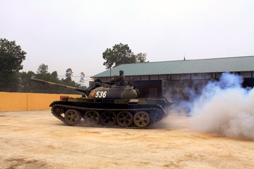 Huấn luyện sẵn sàng chiến đấu.