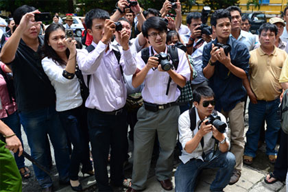 CẦN “SOI” LẠI MÌNH