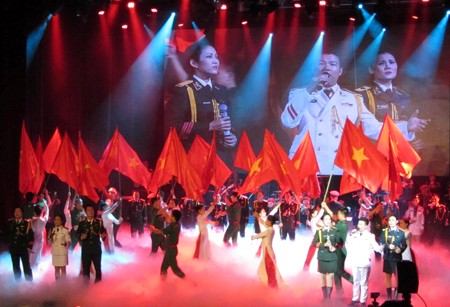 HỖ TRỢ NGHỆ SĨ GIỮ 