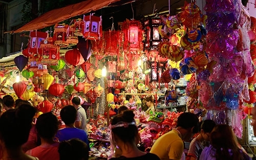 CHỊ “HẰNG”, BÀ “TIÊN”