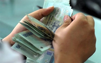 TIỀN LƯƠNG PHẢI “THƯƠNG NHIỀU PHÍA”