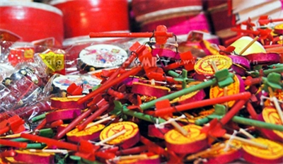 TIẾP SỨC ĐỒ CHƠI VIỆT