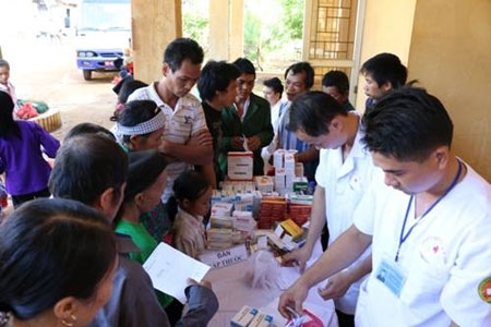 QUAN TÂM HƠN ĐẾN VÙNG CĂN CỨ CÁCH MẠNG