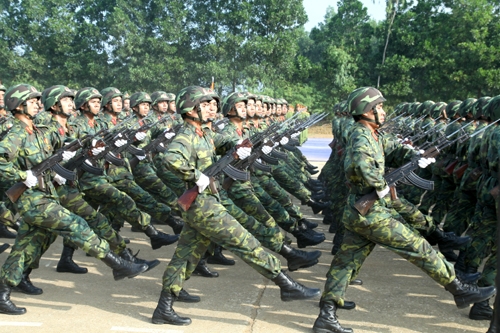 Khối chiến sĩ bộ binh (đứng thứ hai)