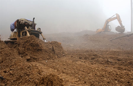 Lính thợ Công ty 319.1 mở tuyến tại dự án Đồn Biên phòng 501, tỉnh Thanh Hoá.